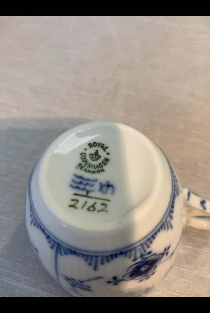 Royal Copenhagen 2162